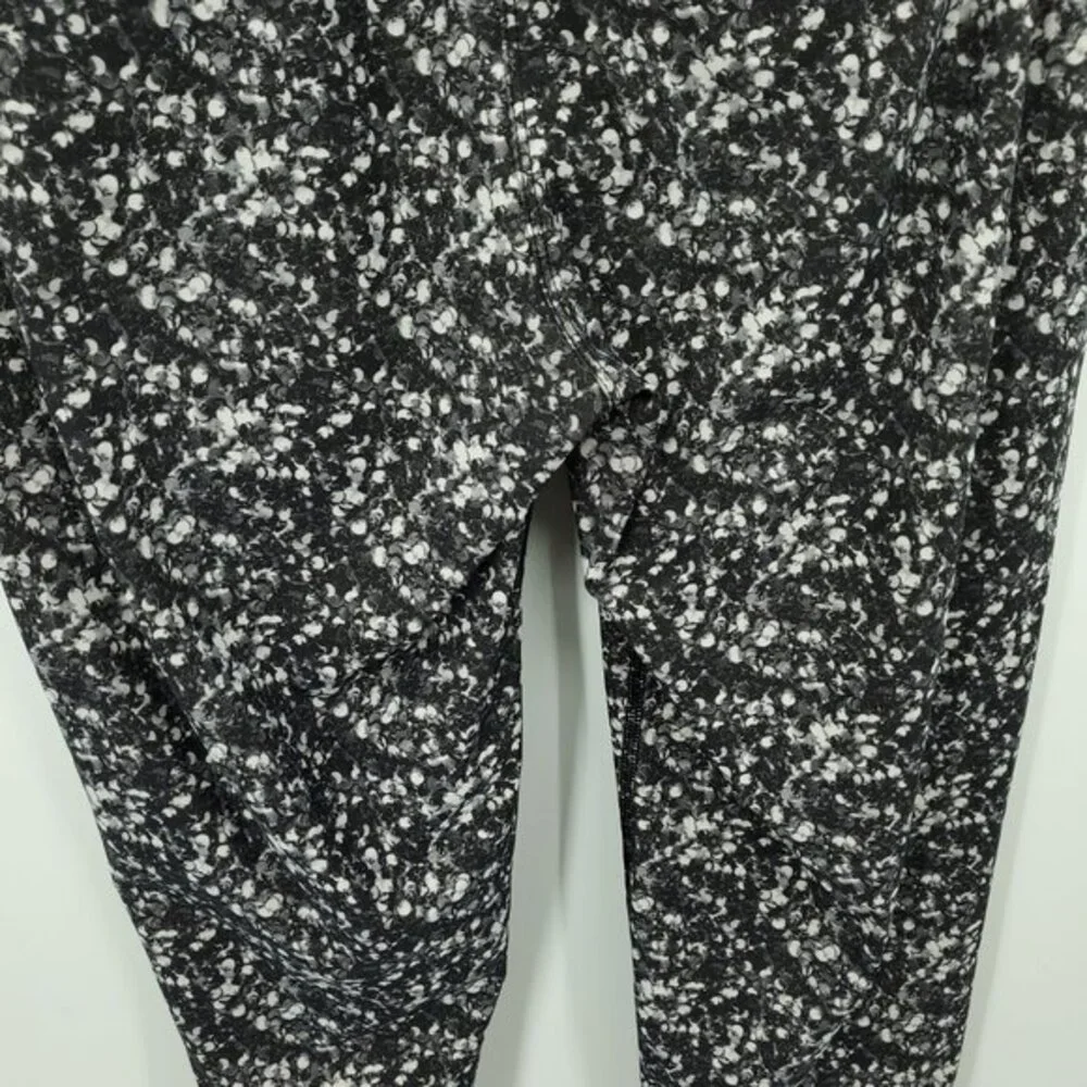 Lululemon Jet Crop XL/XXL Shimmy Shimmer Black White